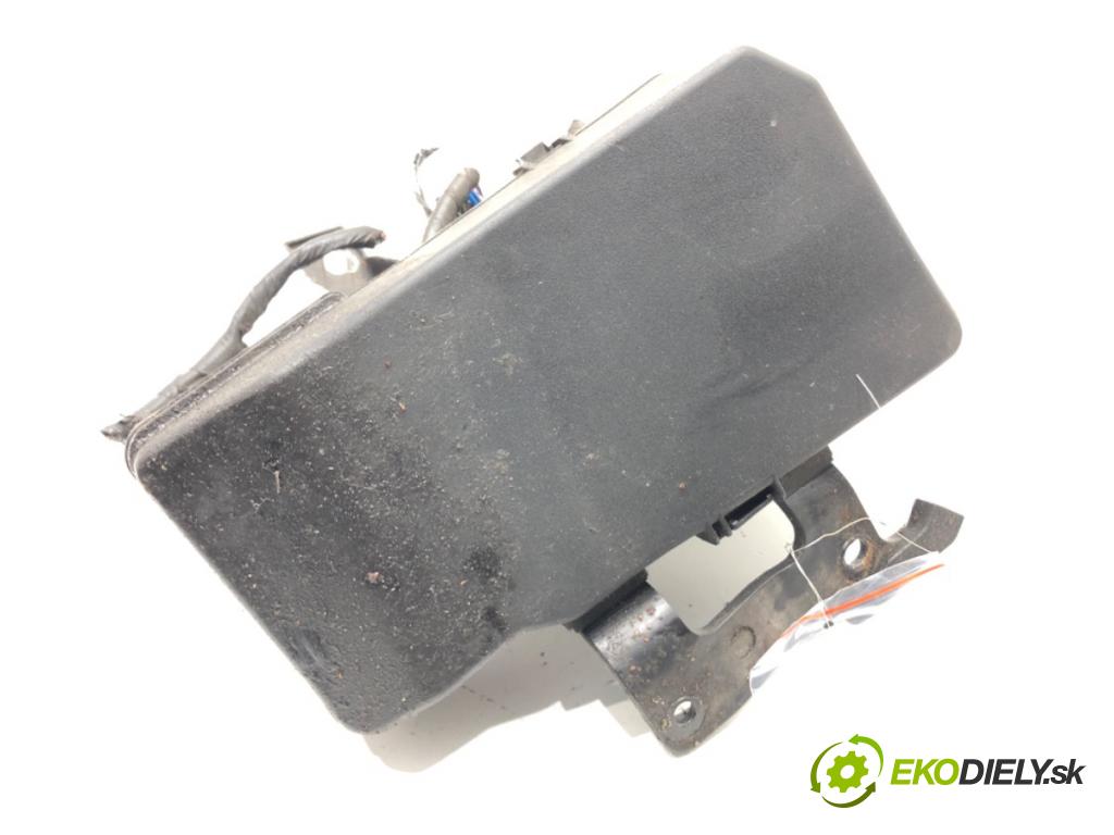 MAZDA 6 Kombi (GH) 2007 - 2013    2.0 MZR (GHEFW) 114 kW [155 KM] benzyna 2010 - 2013  Modul BCM GDL166760 (Ostatné)