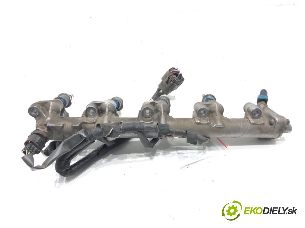 MAZDA 6 Kombi (GH) 2007 - 2013    2.0 MZR (GHEFW) 114 kW [155 KM] benzyna 2010 - 2013  Lišta vstrekovacia E7T20271 (Vstrekovacie lišty)