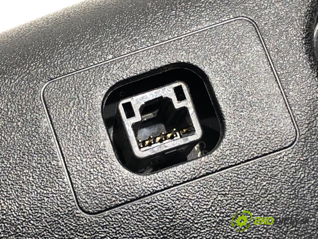 MAZDA 6 Kombi (GH) 2007 - 2013    2.0 MZR (GHEFW) 114 kW [155 KM] benzyna 2010 - 2013  zpětné zrcátko vnitřní  (Světla vnitřní)