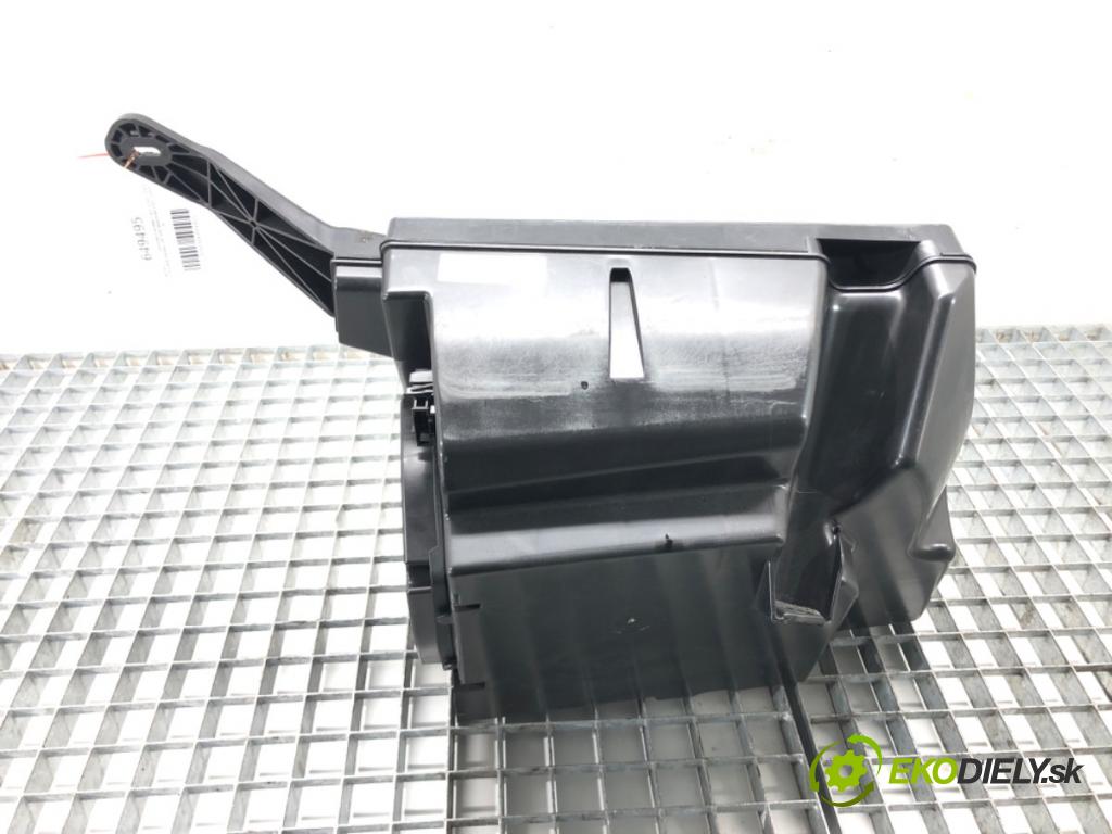 SKODA SUPERB III Kombi (3V5) 2015 - 2022    2.0 TSI 4x4 206 kW [280 KM] benzyna 2015 - 2022  subwoofer 3V0035412 (Audio zariadenia)