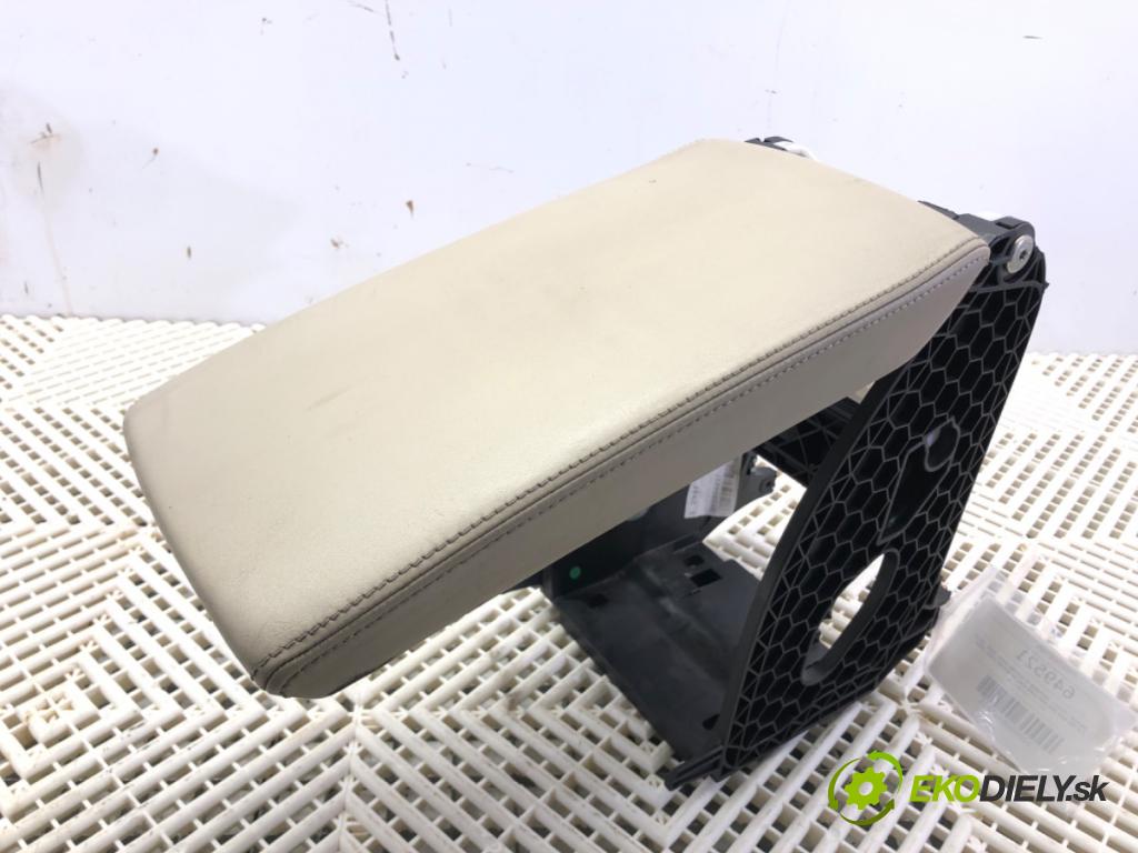 SKODA SUPERB III Kombi (3V5) 2015 - 2022    2.0 TSI 4x4 206 kW [280 KM] benzyna 2015 - 2022  Lakťová opierka 3V0864207 (Lakťové opierky)