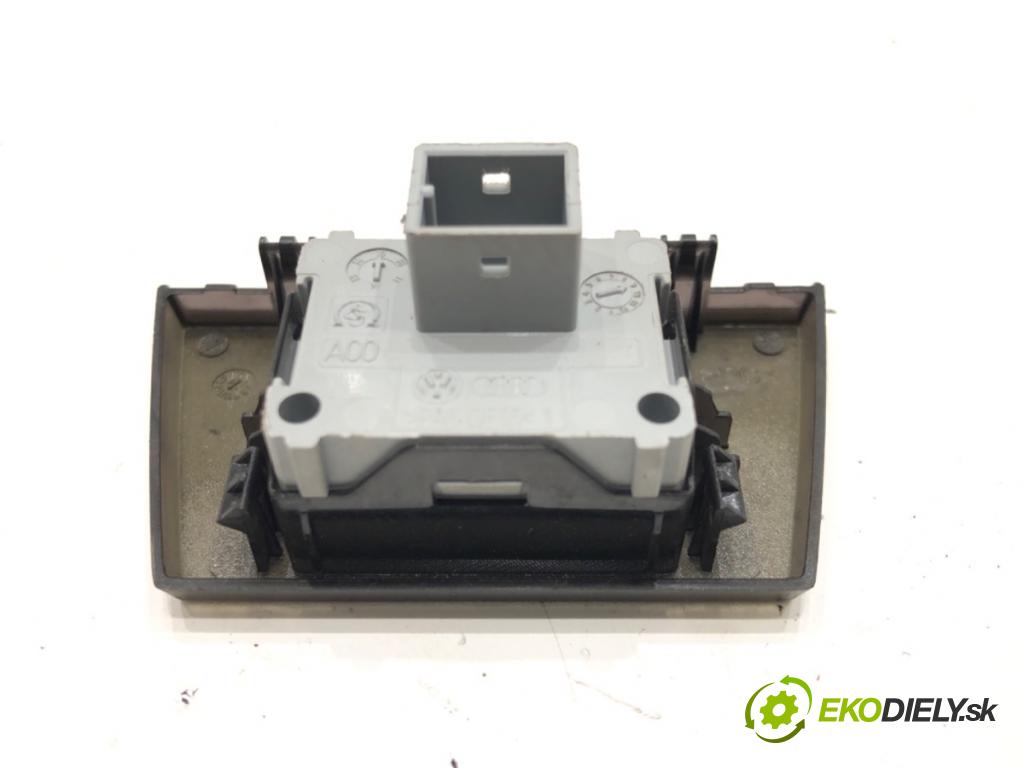 SKODA SUPERB III Kombi (3V5) 2015 - 2022    2.0 TSI 4x4 206 kW [280 KM] benzyna 2015 - 2022  Snímač dažďa 3V0907451 (Snímače dažďa)