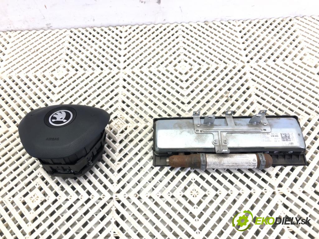 SKODA SUPERB III Kombi (3V5) 2015 - 2022    2.0 TSI 4x4 206 kW [280 KM] benzyna 2015 - 2022  palubní doska silenbloku ZÁVĚSY PÁSY: 3V0880201F