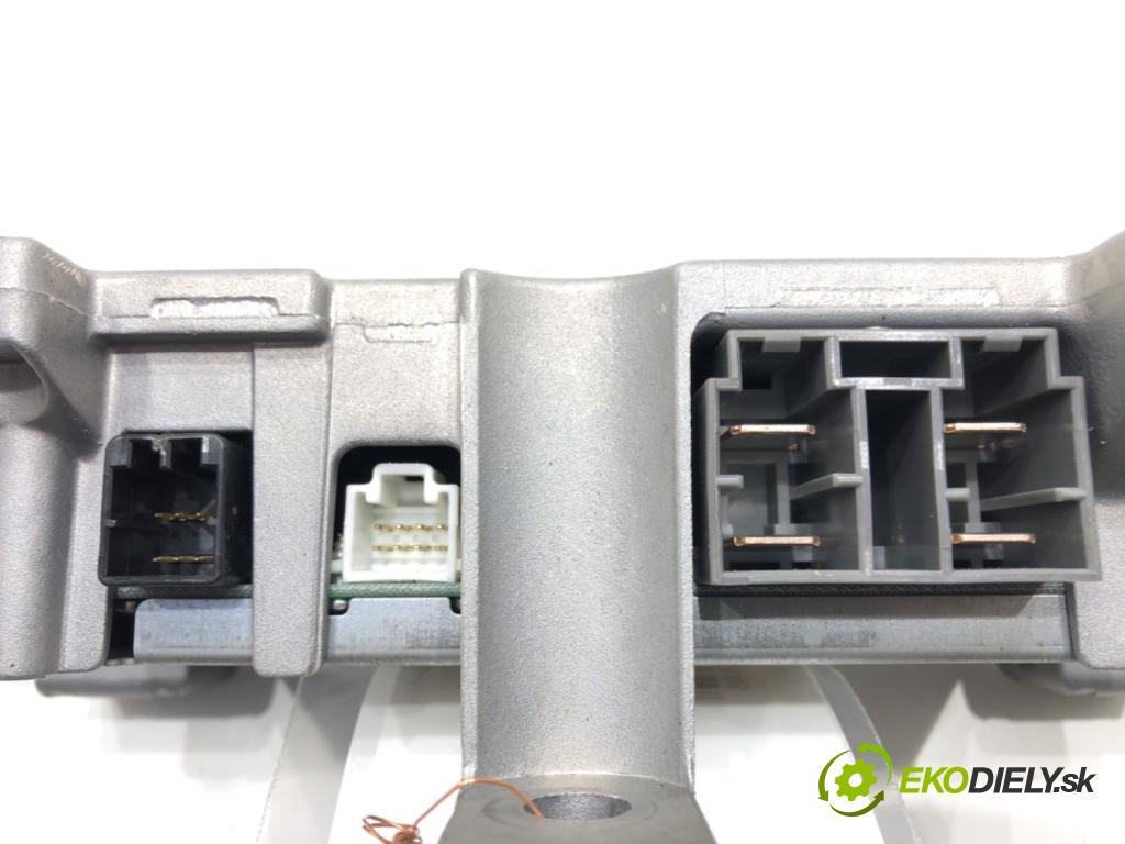 MITSUBISHI COLT VI (Z3_A, Z2_A) 2002 - 2012    1.3 70 kW [95 KM] benzyna 2004 - 2012  Modul servočerpadlo A4545450032 (Ostatné)