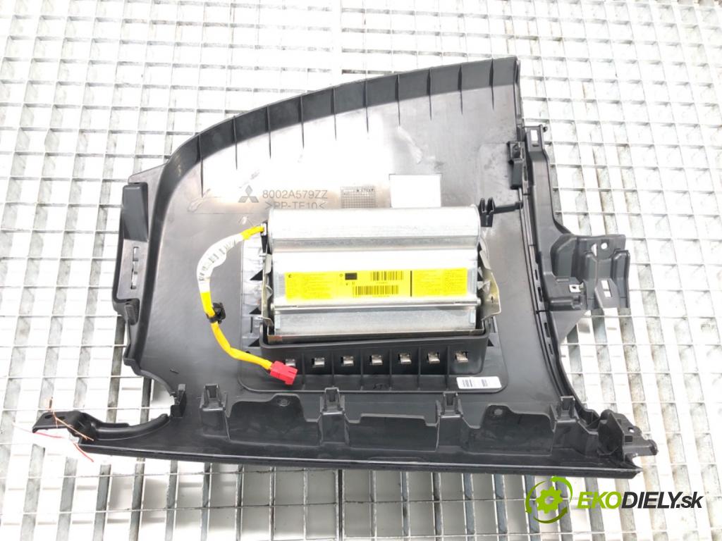 MITSUBISHI COLT VI (Z3_A, Z2_A) 2002 - 2012    1.3 70 kW [95 KM] benzyna 2004 - 2012  AirBag spolujazdca P7030A233 (Airbagy)