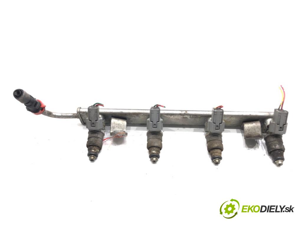 MITSUBISHI COLT VI (Z3_A, Z2_A) 2002 - 2012    1.3 70 kW [95 KM] benzyna 2004 - 2012  Lišta vstrekovacia MR988977 (Vstrekovacie lišty)