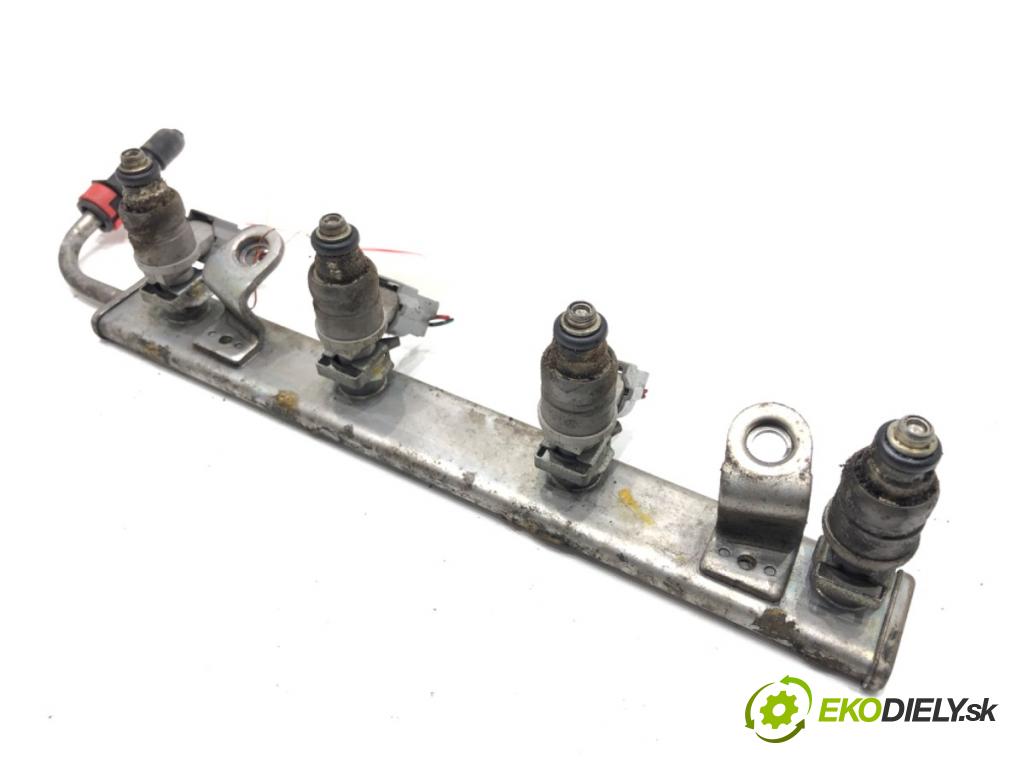 MITSUBISHI COLT VI (Z3_A, Z2_A) 2002 - 2012    1.3 70 kW [95 KM] benzyna 2004 - 2012  Lišta vstrekovacia MR988977 (Vstrekovacie lišty)