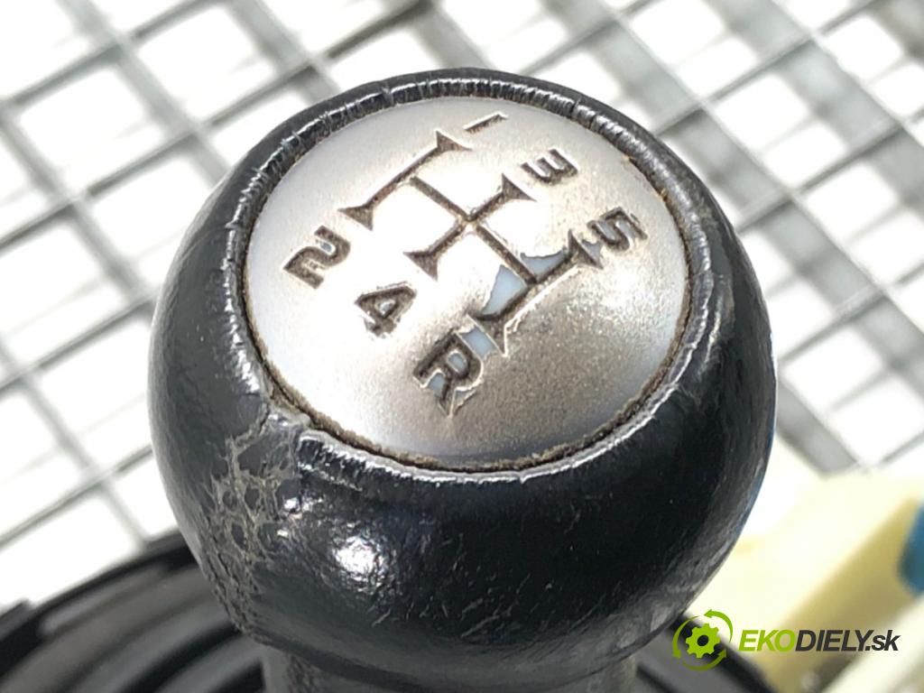 MITSUBISHI COLT VI (Z3_A, Z2_A) 2002 - 2012    1.3 70 kW [95 KM] benzyna 2004 - 2012  Kulisa MN178047 (Rýchlostné páky / kulisy)