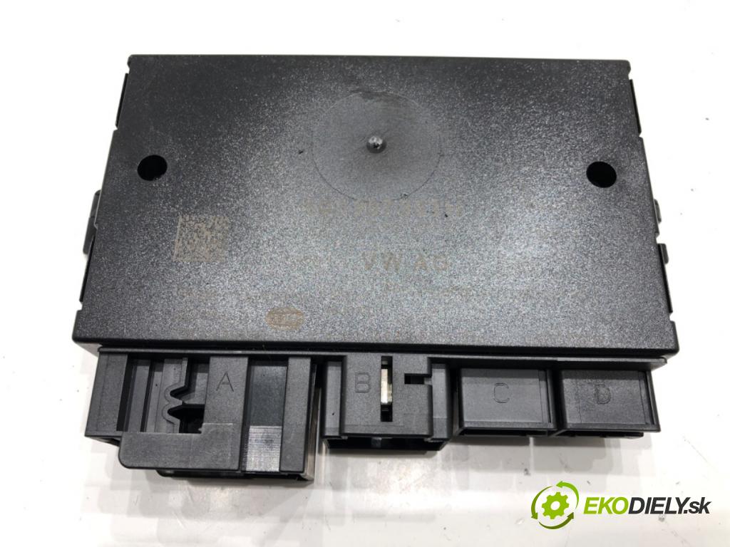 SKODA SUPERB III Kombi (3V5) 2015 - 2022    2.0 TSI 4x4 206 kW [280 KM] benzyna 2015 - 2022  Modul ťažného oka 5Q0907383H (Ostatné)