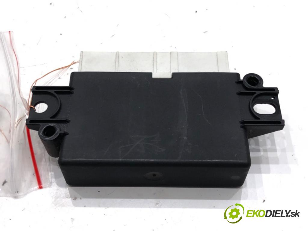 SKODA SUPERB III Kombi (3V5) 2015 - 2022    2.0 TSI 4x4 206 kW [280 KM] benzyna 2015 - 2022  Modul PDC 5QA919298 (Ostatné)