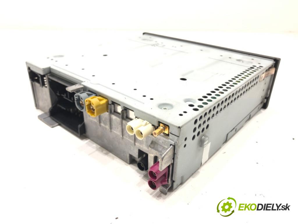 SKODA SUPERB III Kombi (3V5) 2015 - 2022    2.0 TSI 4x4 206 kW [280 KM] benzyna 2015 - 2022  čítač navigácie 3V0035021B (Ostatné)