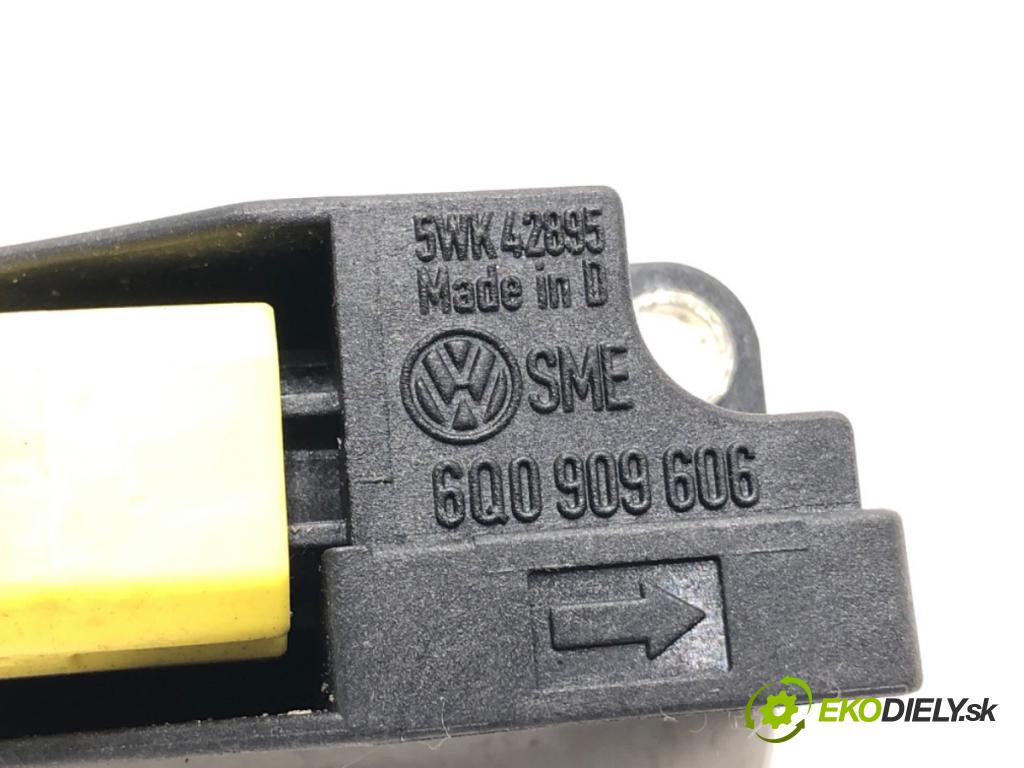 VW POLO (9N_, 9A_) 2001 - 2014    1.9 TDI 74 kW [101 KM] olej napędowy 2001 - 2009  Snímač nárazu 6Q0909606 (Snímače nárazu)