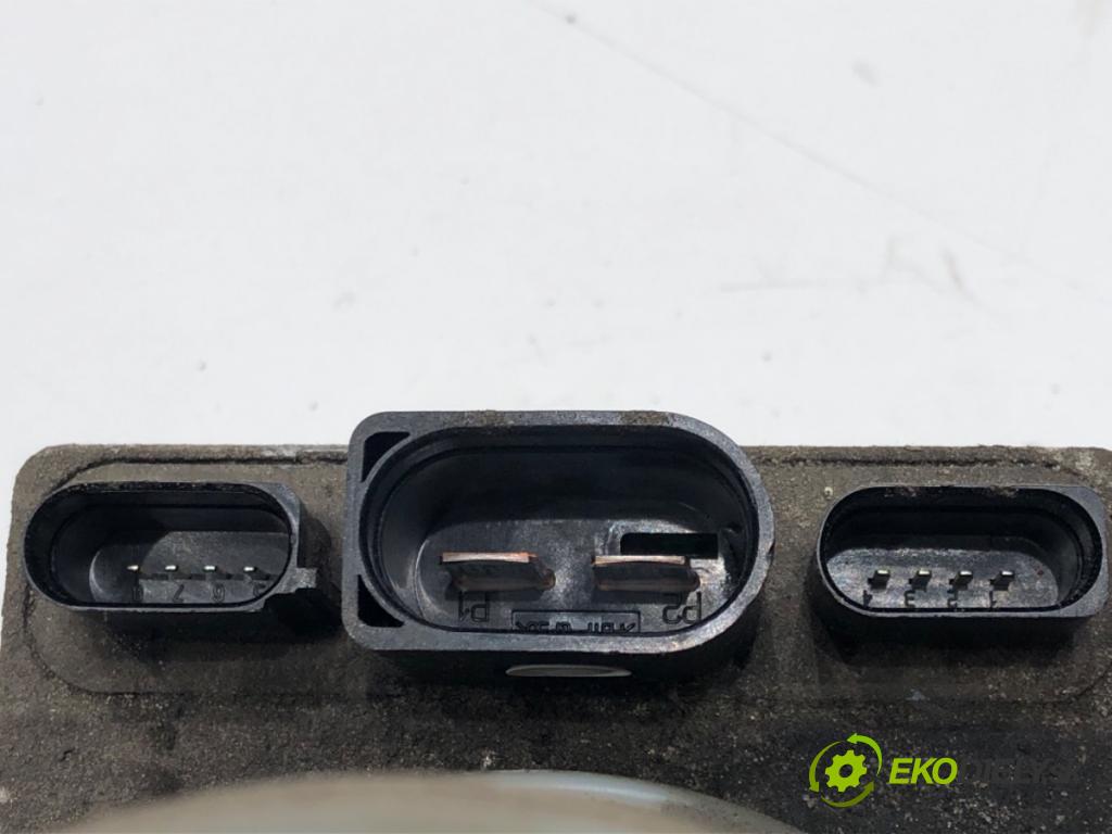 VW POLO (9N_, 9A_) 2001 - 2014    1.9 TDI 74 kW [101 KM] olej napędowy 2001 - 2009  Pumpa servočerpadlo 6Q0423155AD (Servočerpadlá, pumpy riadenia)