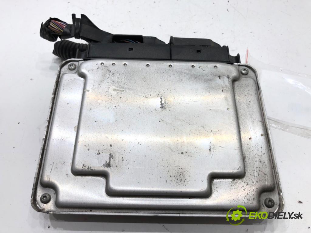 VW POLO (9N_, 9A_) 2001 - 2014    1.9 TDI 74 kW [101 KM] olej napędowy 2001 - 2009  riadiaca jednotka Motor 038906019LC (Riadiace jednotky)