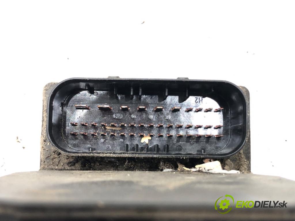 VW POLO (9N_, 9A_) 2001 - 2014    1.9 TDI 74 kW [101 KM] olej napędowy 2001 - 2009  Pumpa ABS 6Q0907379Q (Pumpy ABS)