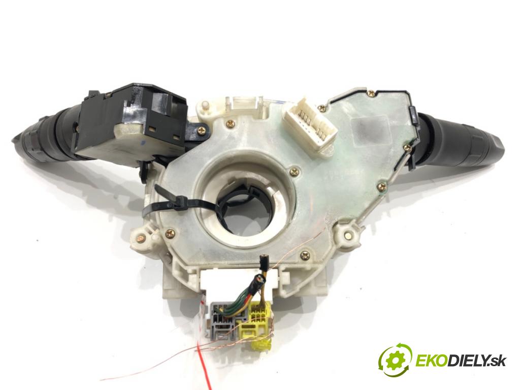 NISSAN MICRA III (K12) 2002 - 2010    1.5 dCi 48 kW [65 KM] olej napędowy 2003 - 2010  Prepínač kombinovaný 25560AX702 (Prepínače, spínače, tlačidlá a ovládače kúrenia)