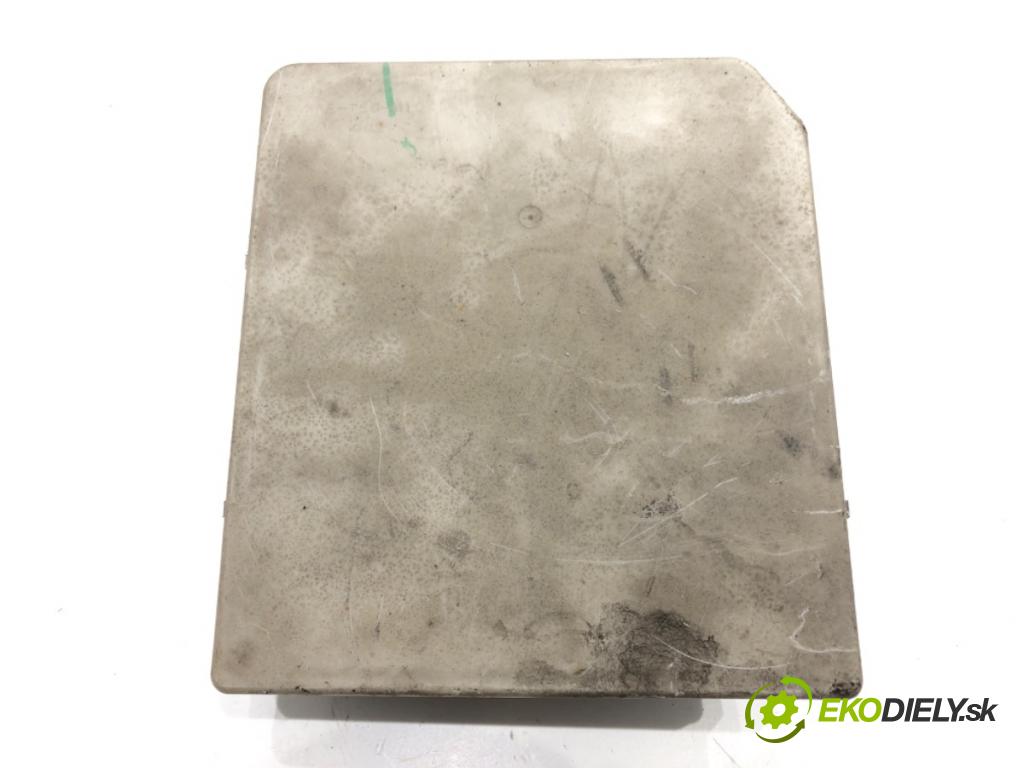 NISSAN MICRA III (K12) 2002 - 2010    1.5 dCi 48 kW [65 KM] olej napędowy 2003 - 2010  modul BSI 284B7AX620 (Pojistkové skříňky)