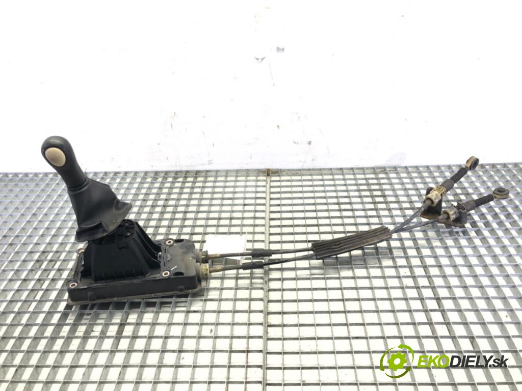 NISSAN MICRA III (K12) 2002 - 2010    1.5 dCi 48 kW [65 KM] olej napędowy 2003 - 2010  Kulisa 34108-AX220 (Rýchlostné páky / kulisy)