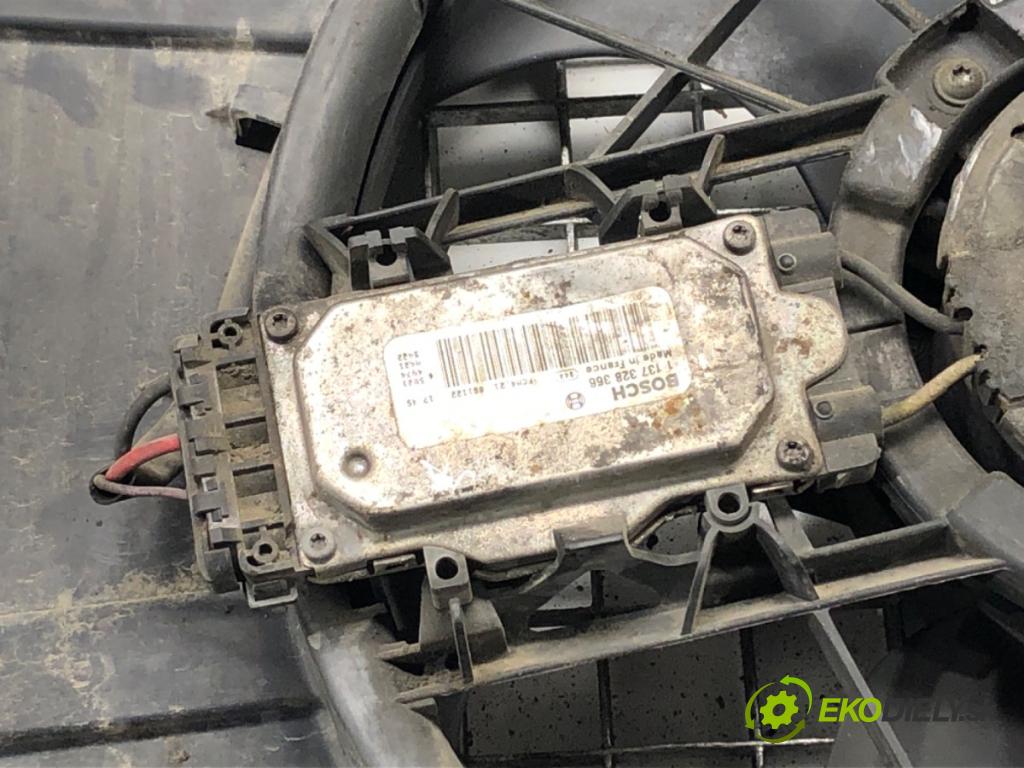 VOLVO V50 (545) 2003 - 2012    2.0 D 100 kW [136 KM] olej napędowy 2004 - 2010  ventilátor chladiče 3M5H-8C607-UG (Ventilátory)