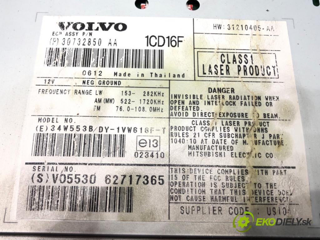 VOLVO V50 (545) 2003 - 2012    2.0 D 100 kW [136 KM] olej napędowy 2004 - 2010  RADIO 30732850 (Audio zariadenia)