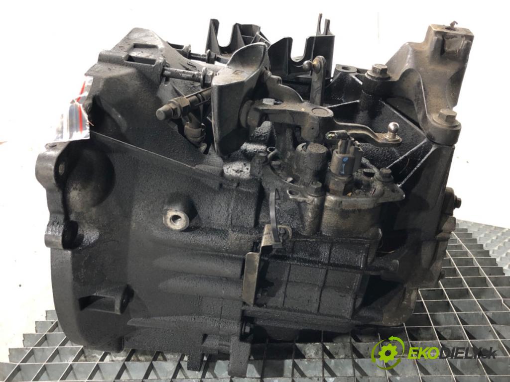 VOLVO V50 (545) 2003 - 2012    2.0 D 100 kW [136 KM] olej napędowy 2004 - 2010  Prevodovka 6N5R-7002-AB (Prevodovky)