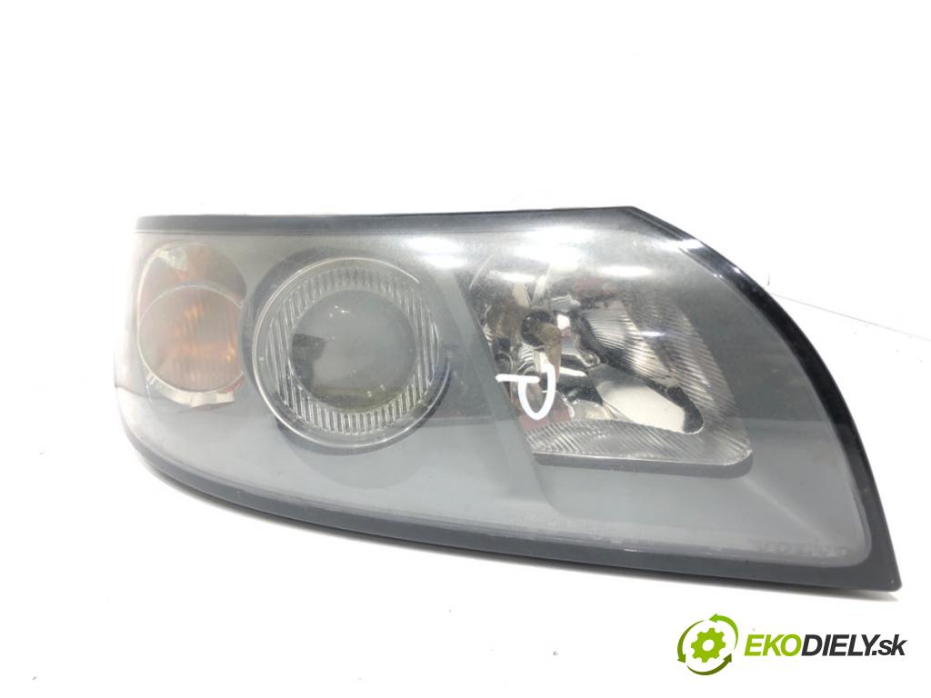 VOLVO V50 (545) 2003 - 2012    2.0 D 100 kW [136 KM] olej napędowy 2004 - 2010  Svetlomet pravy predný 30698886