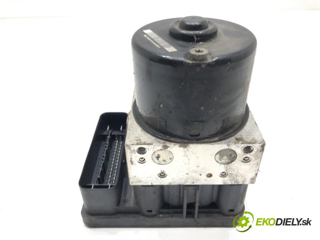 VOLVO V50 (545) 2003 - 2012    2.0 D 100 kW [136 KM] olej napędowy 2004 - 2010  Pumpa ABS 30742654 (Pumpy ABS)