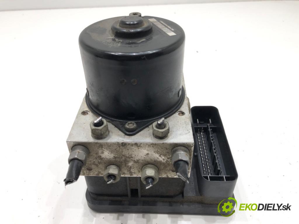 VOLVO V50 (545) 2003 - 2012    2.0 D 100 kW [136 KM] olej napędowy 2004 - 2010  Pumpa ABS 30742654 (Pumpy ABS)