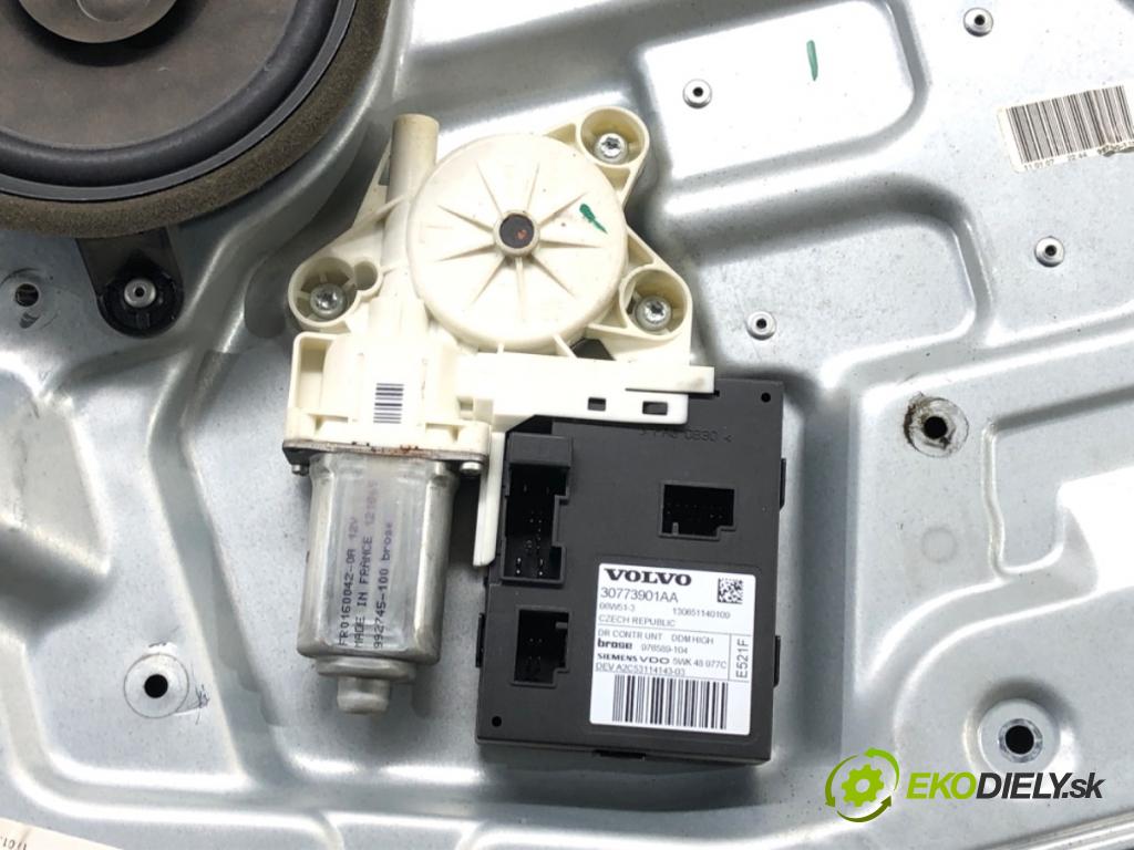 VOLVO V50 (545) 2003 - 2012    2.0 D 100 kW [136 KM] olej napędowy 2004 - 2010  mechanismus okna levý přední část 30773901AA