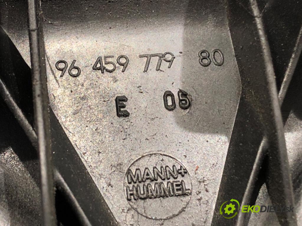 VOLVO V50 (545) 2003 - 2012    2.0 D 100 kW [136 KM] olej napędowy 2004 - 2010  Potrubie sacie, sanie 9645977980 (Sacie potrubia)