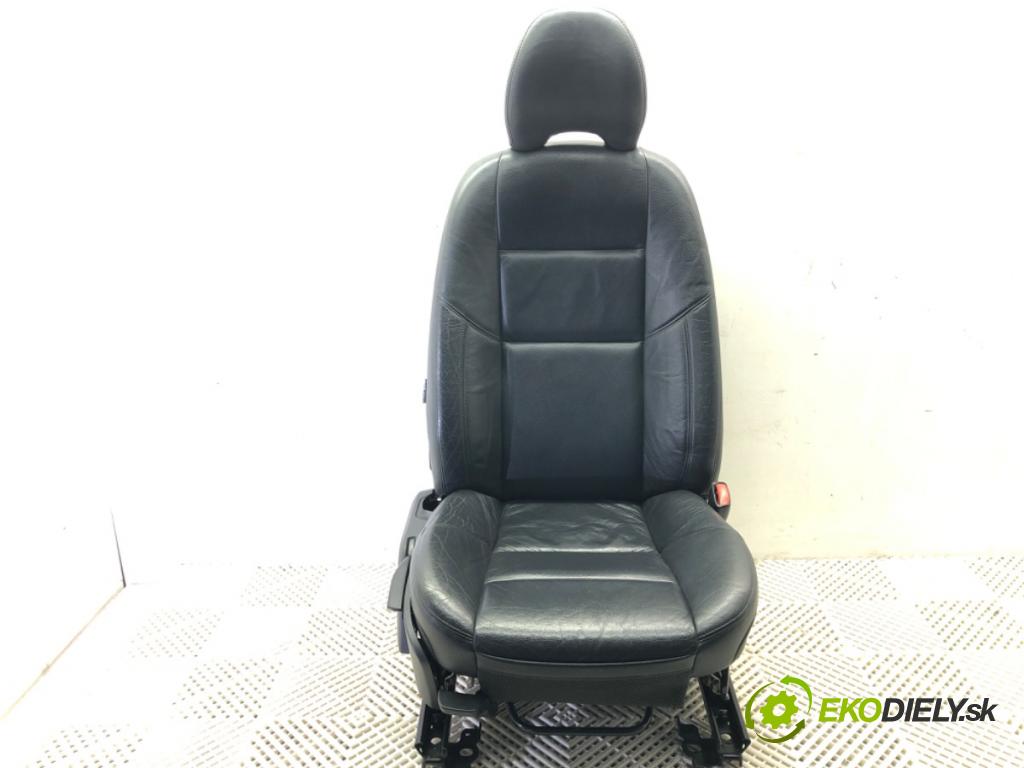 VOLVO V50 (545) 2003 - 2012    2.0 D 100 kW [136 KM] olej napędowy 2004 - 2010  Sedadlo pravy predný 