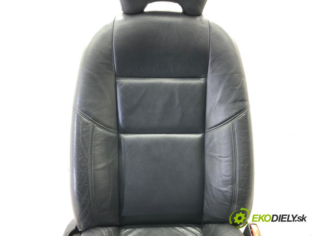 VOLVO V50 (545) 2003 - 2012    2.0 D 100 kW [136 KM] olej napędowy 2004 - 2010  Sedadlo pravy predný