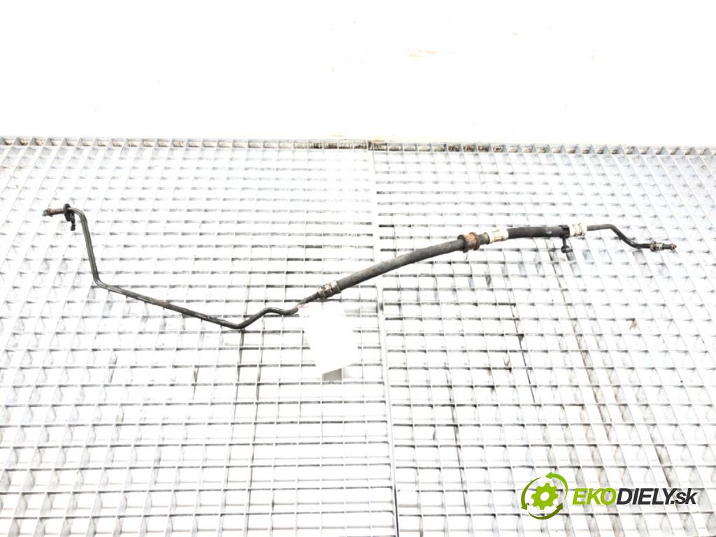 VOLVO V50 (545) 2003 - 2012    2.0 D 100 kW [136 KM] olej napędowy 2004 - 2010  hadica servočerpadlo  (Rúrky, hadice servočerpadla)