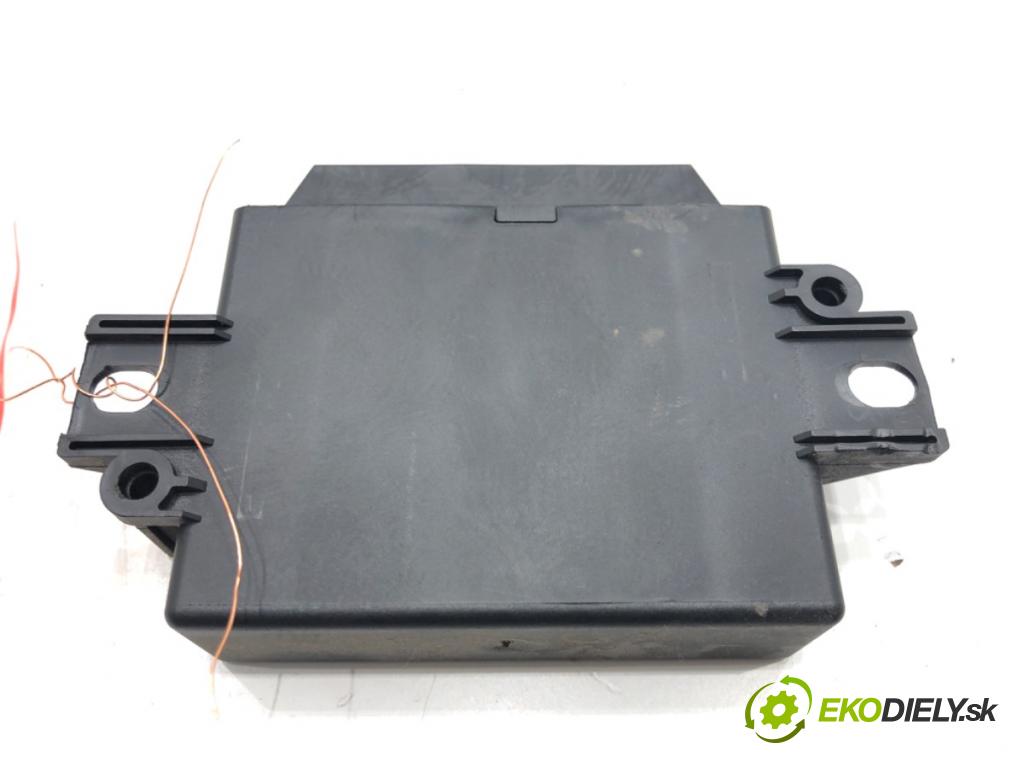 VW PASSAT B6 Variant (3C5) 2005 - 2011    1.9 TDI 77 kW [105 KM] olej napędowy 2005 - 2010  Modul PDC 3C0919283C (Ostatné)