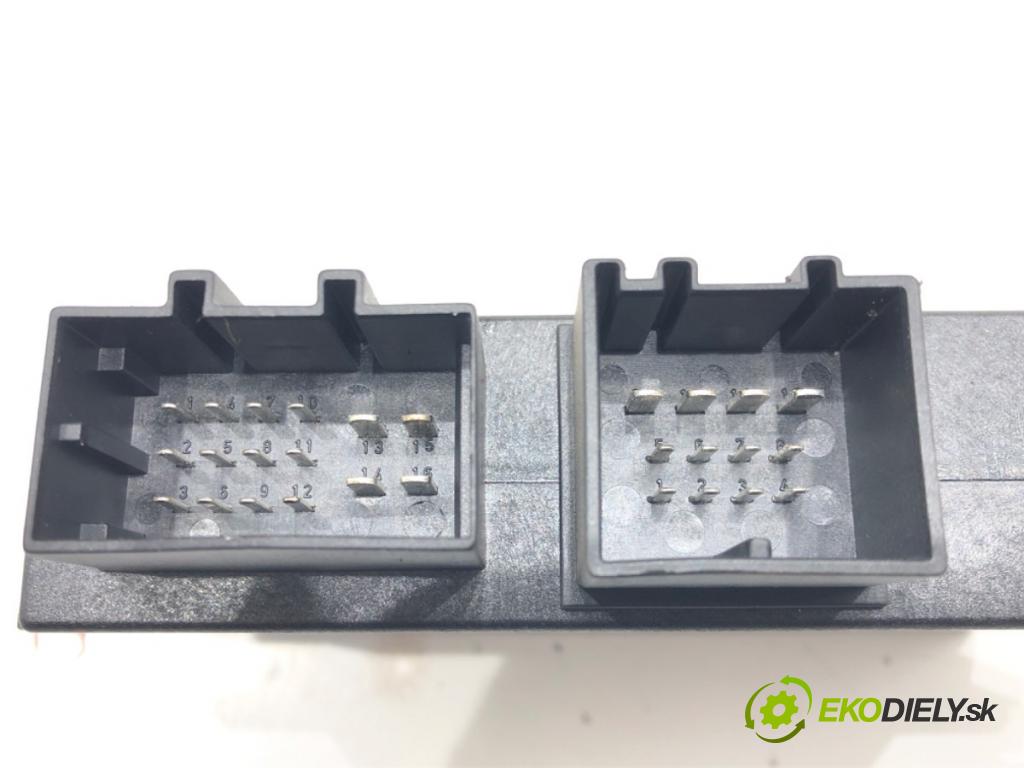 VW PASSAT B6 Variant (3C5) 2005 - 2011    1.9 TDI 77 kW [105 KM] olej napędowy 2005 - 2010  Modul ťažného oka 1K0907383 (Ostatné)