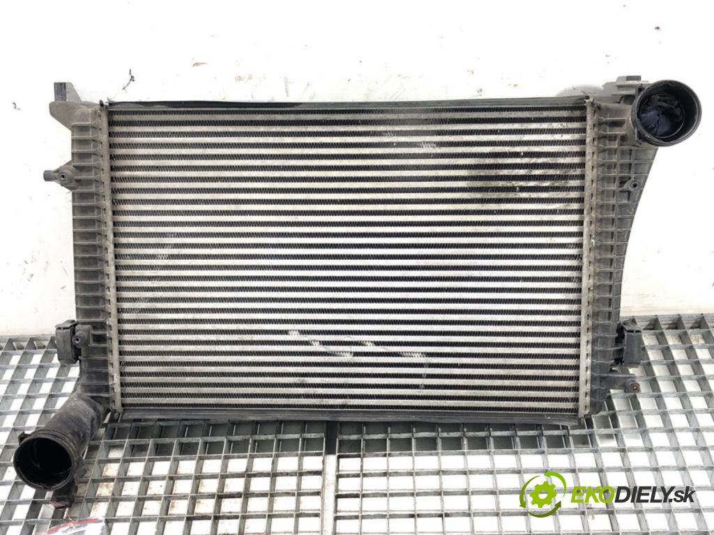 VW PASSAT B6 Variant (3C5) 2005 - 2011    1.9 TDI 77 kW [105 KM] olej napędowy 2005 - 2010  intercooler 3C0145803F (Chladiče nasávaného vzduchu (intercoolery))