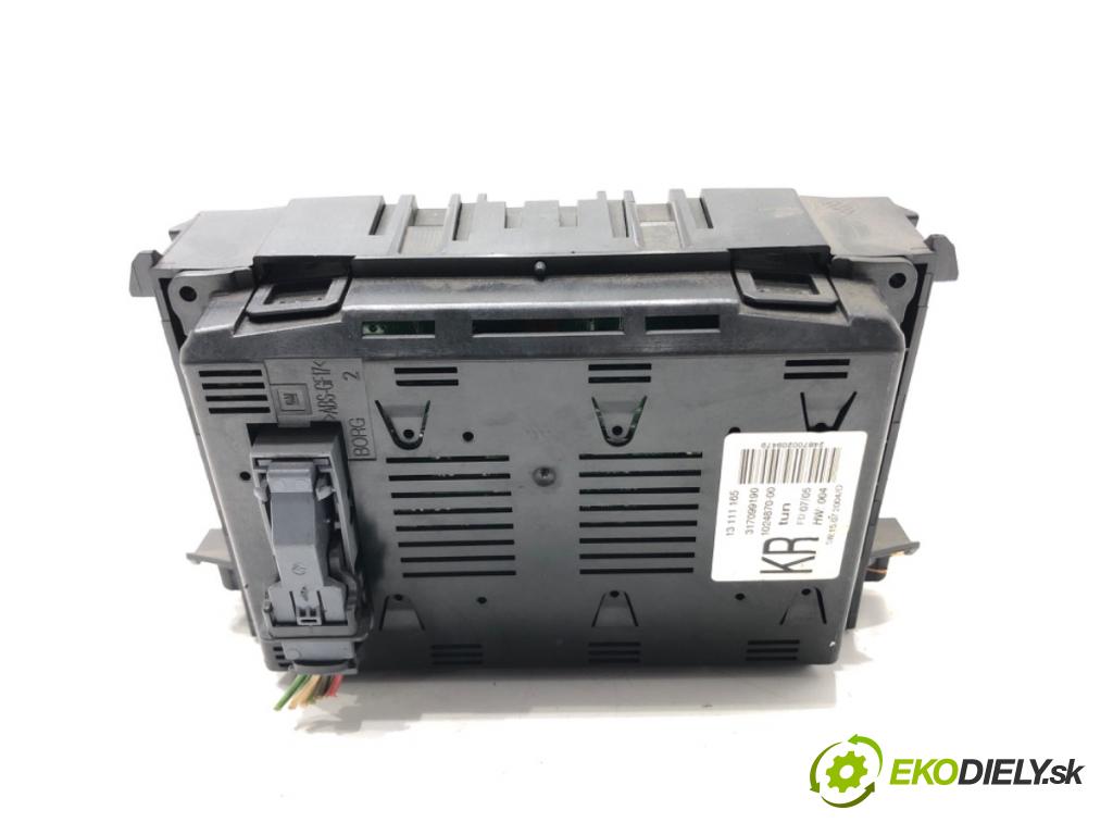 OPEL ASTRA H GTC (A04) 2005 - 2010    1.9 CDTi (L08) 110 kW [150 KM] olej napędowy 2005 - 2010  Dislpej 13111165 (Prístrojové dosky, displeje)