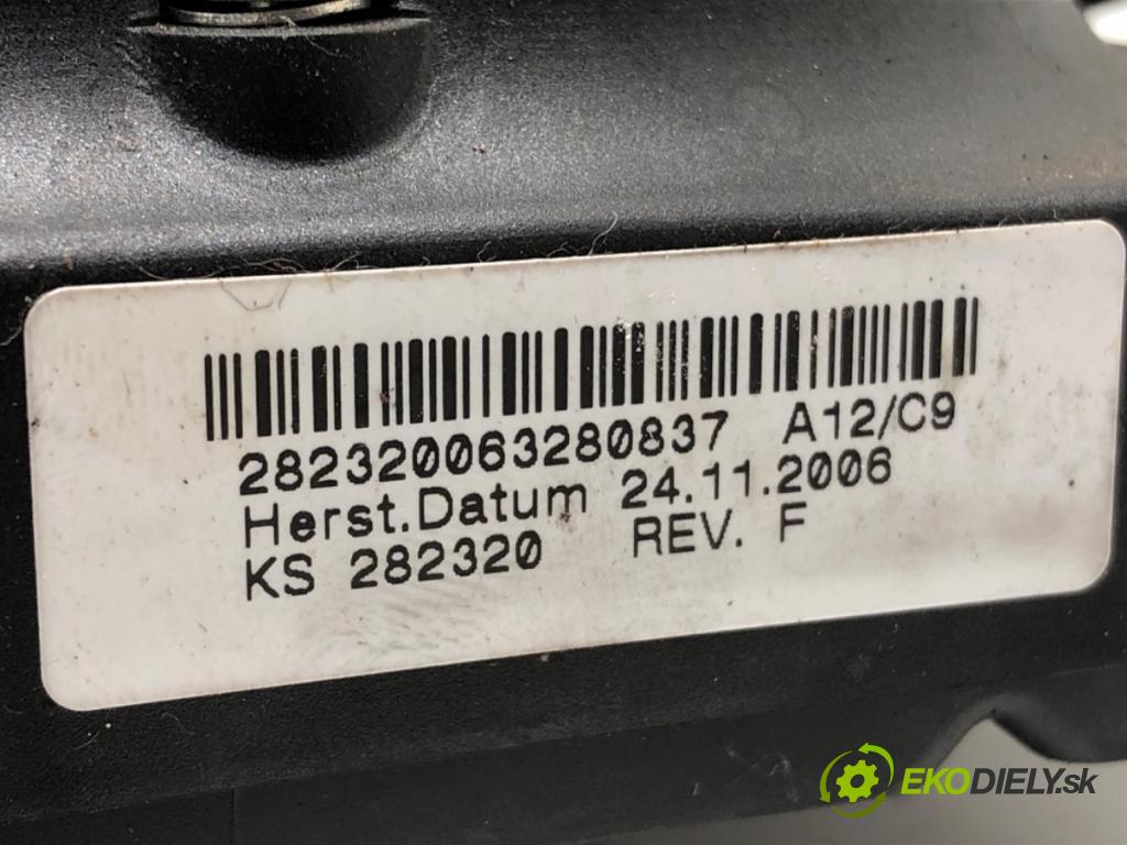 OPEL ASTRA H GTC (A04) 2005 - 2010    1.9 CDTi (L08) 110 kW [150 KM] olej napędowy 2005 - 2010  Prepínač kombinovaný 93181313 (Prepínače, spínače, tlačidlá a ovládače kúrenia)