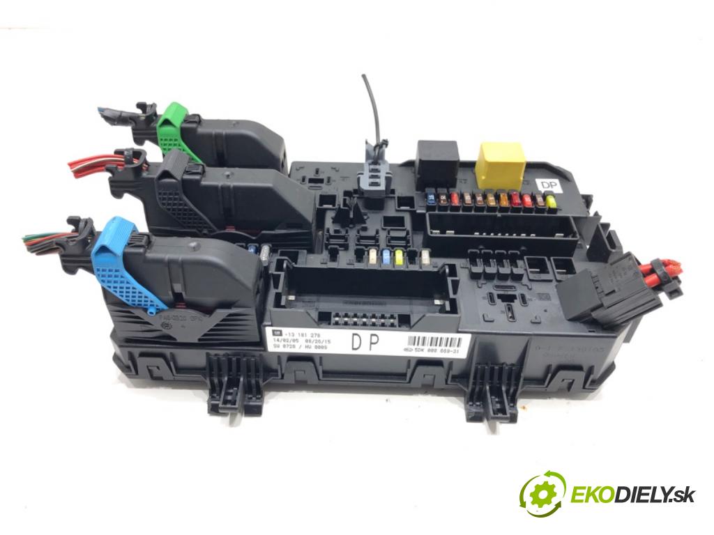 OPEL ASTRA H GTC (A04) 2005 - 2010    1.9 CDTi (L08) 110 kW [150 KM] olej napędowy 2005 - 2010  modul BSI 13181278DP (Pojistkové skříňky)