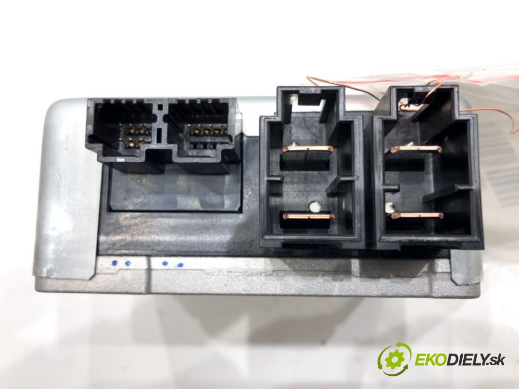 MITSUBISHI MIRAGE / SPACE STAR VI liftback (A0_A) 2012 - 2022    1.2 (A03A) 59 kW [80 KM] benzyna 2012 - 2022  Modul servočerpadlo 8633A104 (Ostatné)