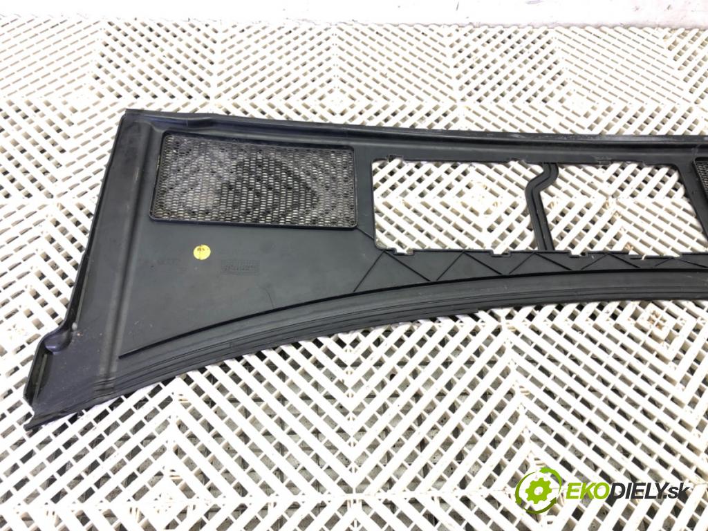 AUDI A4 B6 (8E2) 2000 - 2005    1.9 TDI 96 kW [130 KM] olej napędowy 2000 - 2004  Torpédo, plast pod čelné okno 8E1819417B (Torpéda)