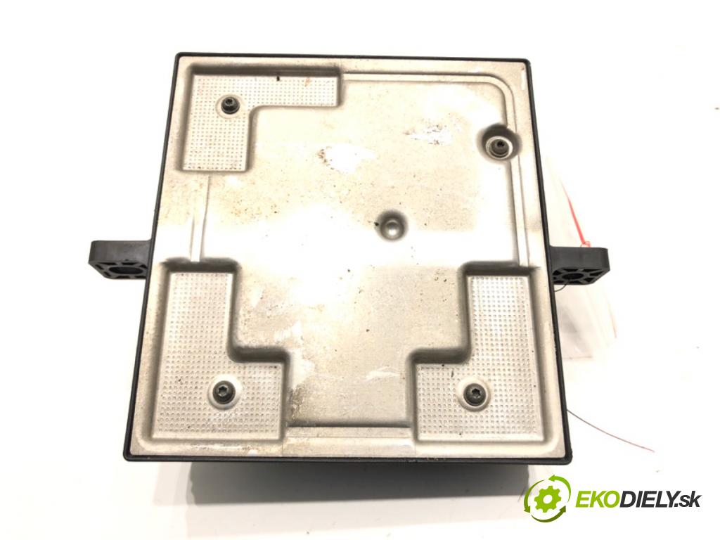 AUDI A4 B6 (8E2) 2000 - 2005    1.9 TDI 96 kW [130 KM] olej napędowy 2000 - 2004  Modul svetiel 8E0907279E (Ostatné)