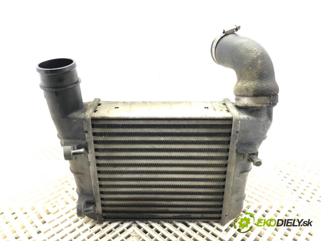 AUDI A4 B6 (8E2) 2000 - 2005    1.9 TDI 96 kW [130 KM] olej napędowy 2000 - 2004  intercooler 8E0145805F (Chladiče nasávaného vzduchu (intercoolery))