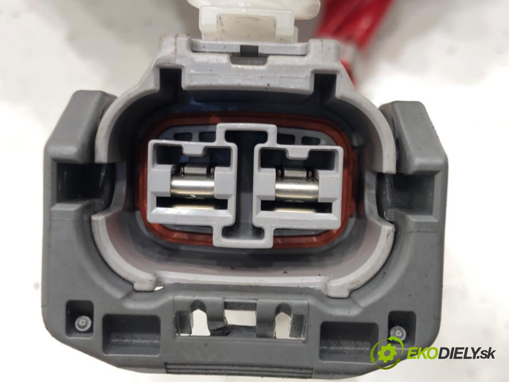 TOYOTA AURIS (_E18_) 2012 - 2018    1.6 (ZRE181_, ZRE185_) 97 kW [132 KM] benzyna 2012 - 2018  Pumpa servočerpadlo 45250-02D30 (Servočerpadlá, pumpy riadenia)