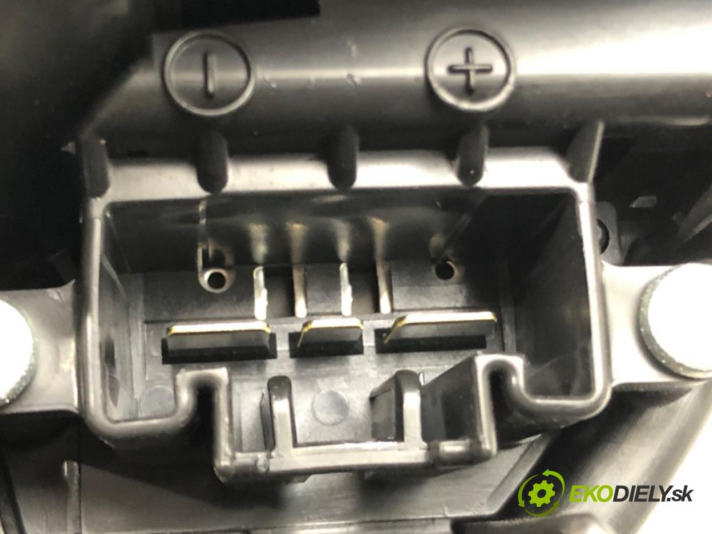 TOYOTA AURIS (_E18_) 2012 - 2018    1.6 (ZRE181_, ZRE185_) 97 kW [132 KM] benzyna 2012 - 2018  topení AV272700-8084