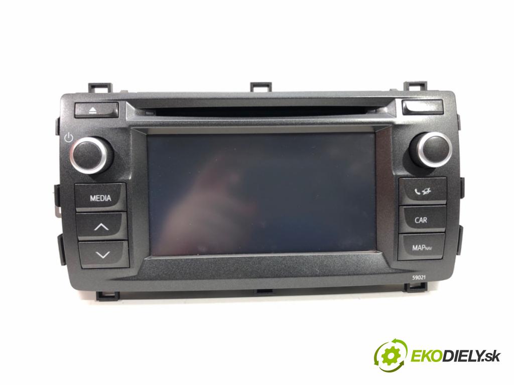 TOYOTA AURIS (_E18_) 2012 - 2018    1.6 (ZRE181_, ZRE185_) 97 kW [132 KM] benzyna 2012 - 2018  RADIO 86140-02010 (Audio zariadenia)