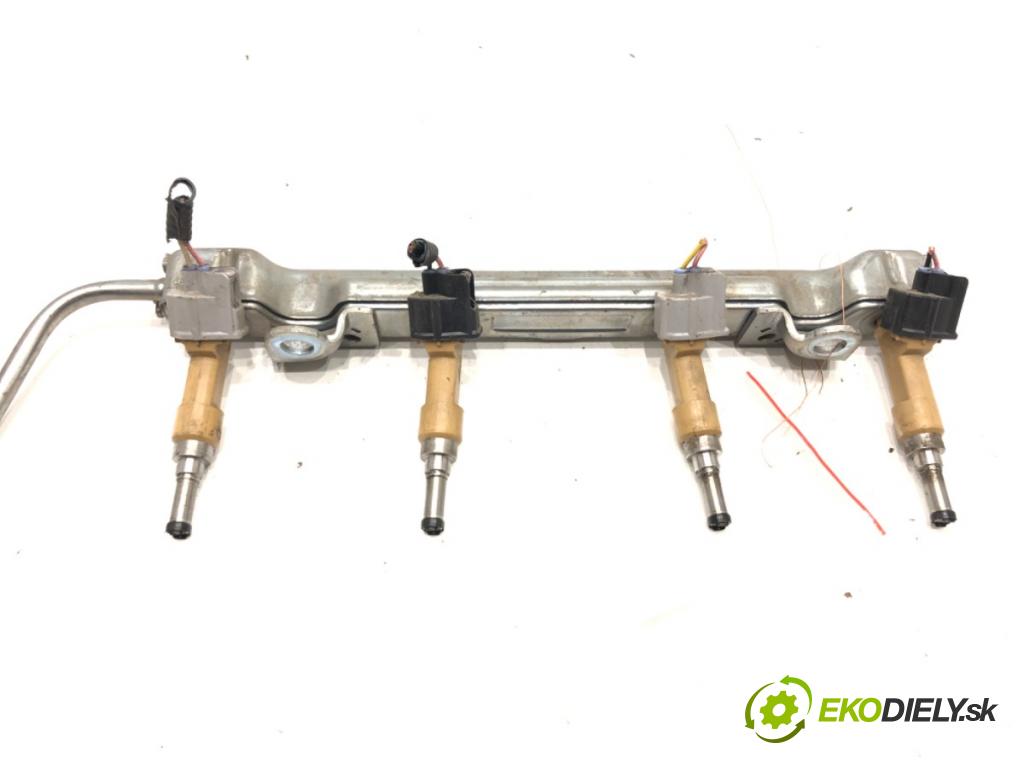 TOYOTA AURIS (_E18_) 2012 - 2018    1.6 (ZRE181_, ZRE185_) 97 kW [132 KM] benzyna 2012 - 2018  Lišta vstrekovacia 23250-0T030 (Vstrekovacie lišty)