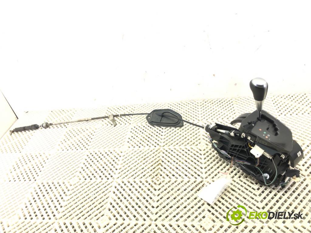 TOYOTA AURIS (_E18_) 2012 - 2018    1.6 (ZRE181_, ZRE185_) 97 kW [132 KM] benzyna 2012 - 2018  Kulisa 75G027-LH (Rýchlostné páky / kulisy)