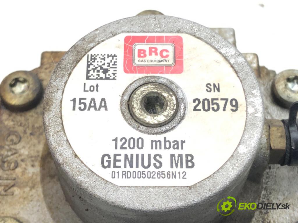 TOYOTA AURIS (_E18_) 2012 - 2018    1.6 (ZRE181_, ZRE185_) 97 kW [132 KM] benzyna 2012 - 2018  Reduktor do plynového pedálu LPG GENIUS MB 1200 (LPG)