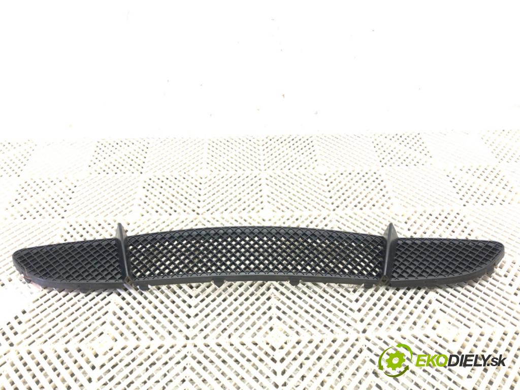 BMW 1 (E87) 2003 - 2013    116 i 85 kW [115 KM] benzyna 2004 - 2011  mří nárazníka přední část 7131690 (Mřížky (masky) chladičů)